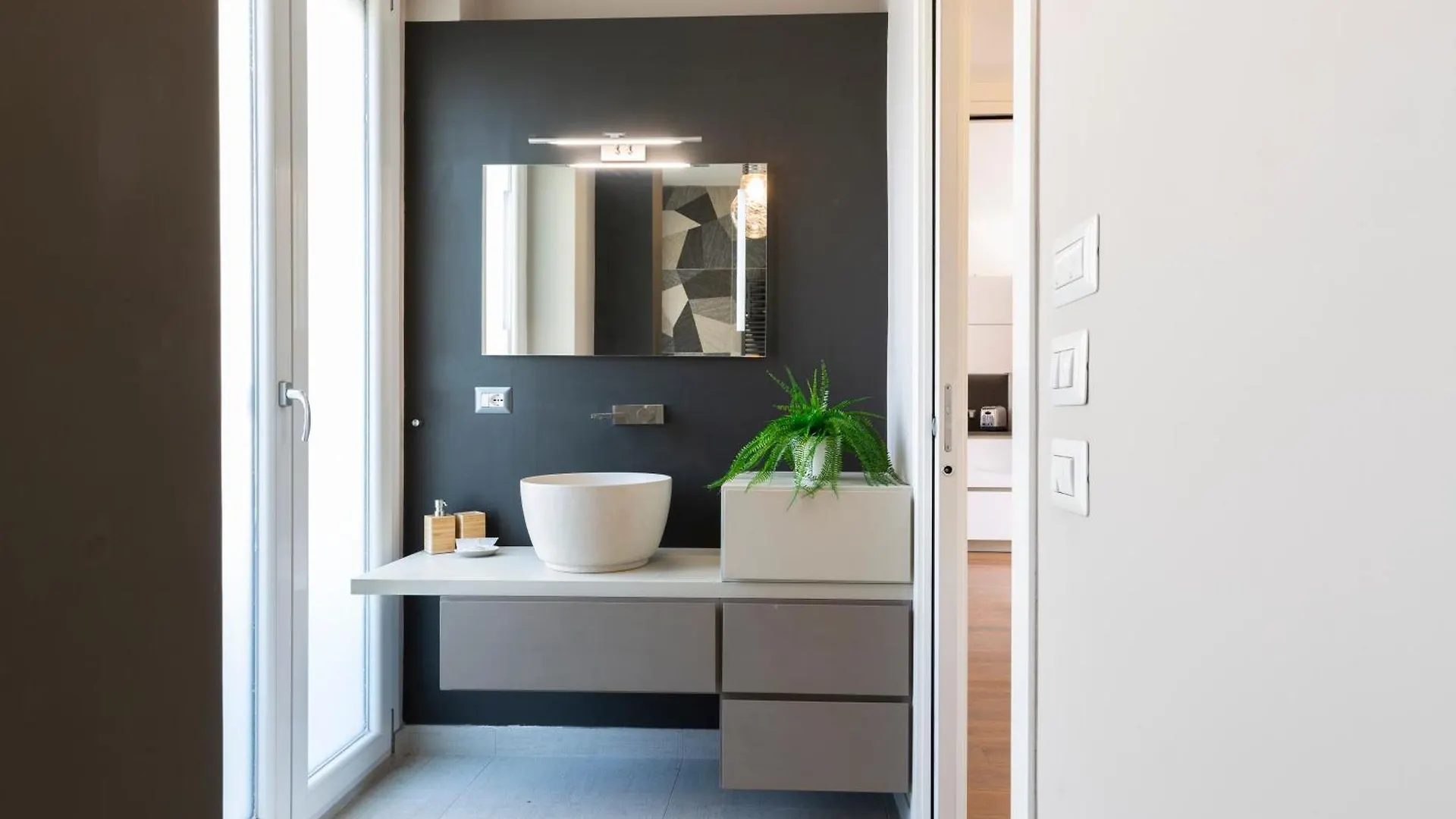 Edolo Terrace Apartment Milan