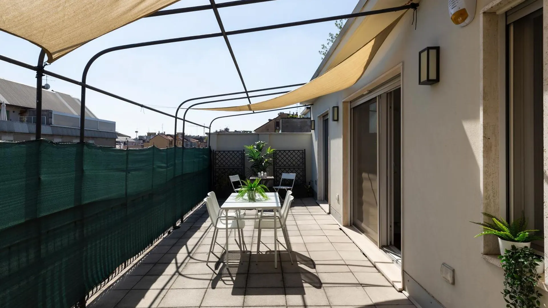 Edolo Terrace Apartment Milan 0*,  Italy