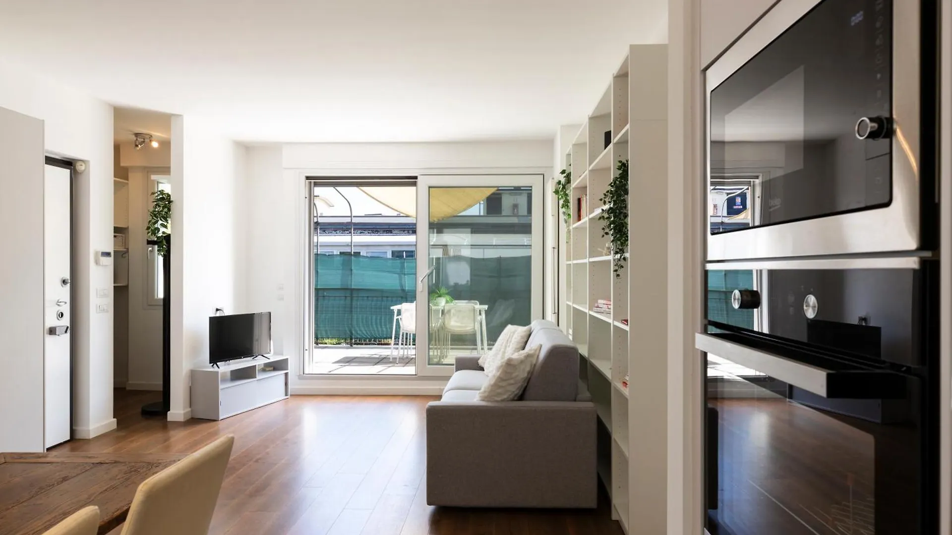 Edolo Terrace Apartment Milan